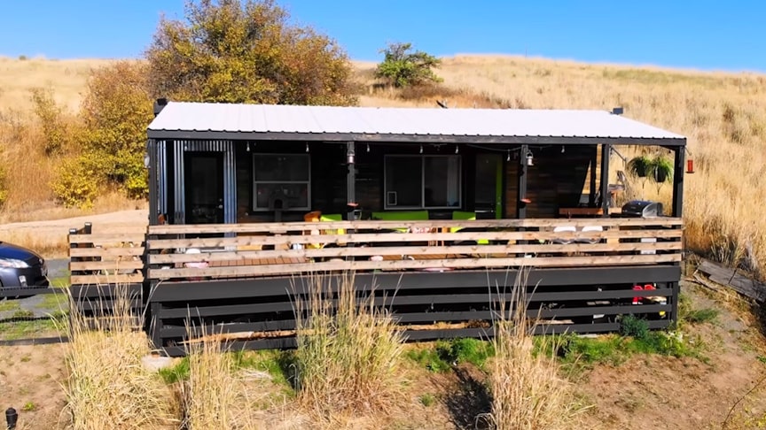 Skromný rodinný dům vyjde skutečně na pakatel